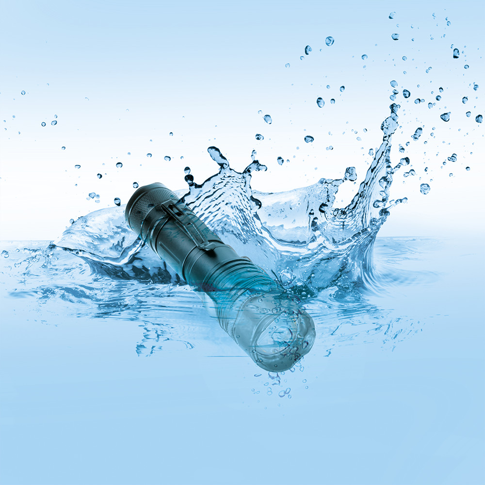 PGC0700600_530617_Pro_LED-Flashlight_(A)